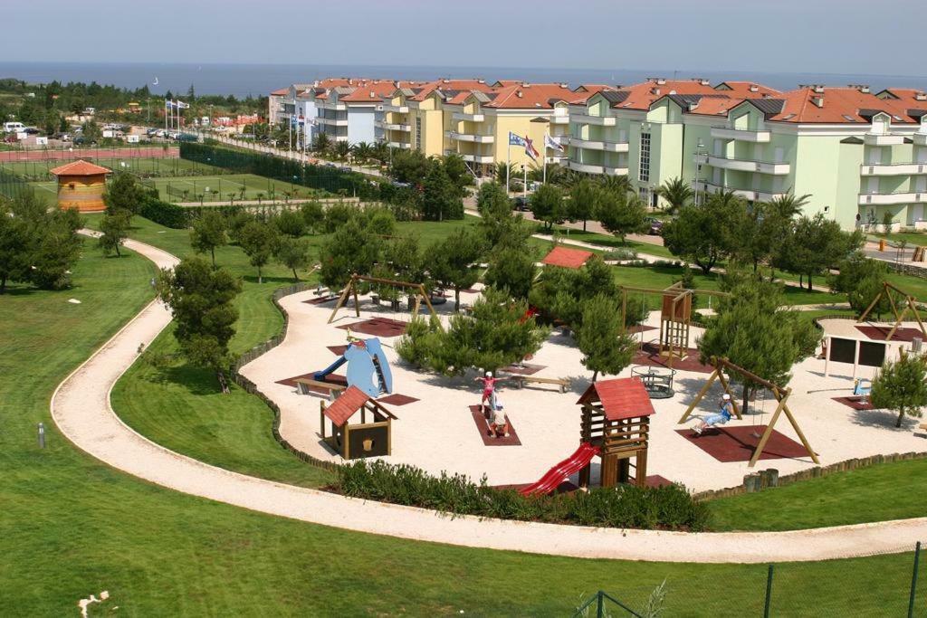 Apartment Golf Crveni Vrh Zewnętrze zdjęcie